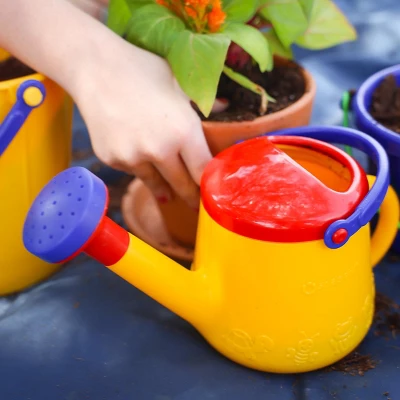 Spielstabil Classic Yellow Children's Watering Can - Holds 1 Liter 6 Spielstabil Classic Yellow Children's Watering Can - Holds 1 Liter - Image 4