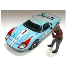 "Race Day 1" Figurine II For 1/24 Scale Models By American Diorama