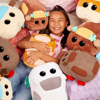 MGA Entertainment Pui Pui Molcar 16" Abbey - Ultrasoft Stuffed Animal Large Plush Toy 7 MGA Entertainment Pui Pui Molcar 16" Abbey - Ultrasoft Stuffed Animal Large Plush Toy - Image 5